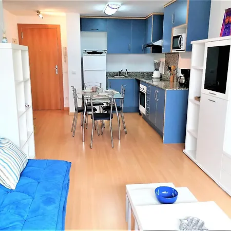 Espacioso En Zona Tranquila Con Piscina Salada Abierta Todo El Ano Y Wifi Gratuito - Es-258-107 * Roses